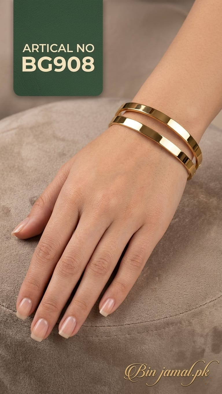 Minimalist gold-plated stainless steel cuff bracelet